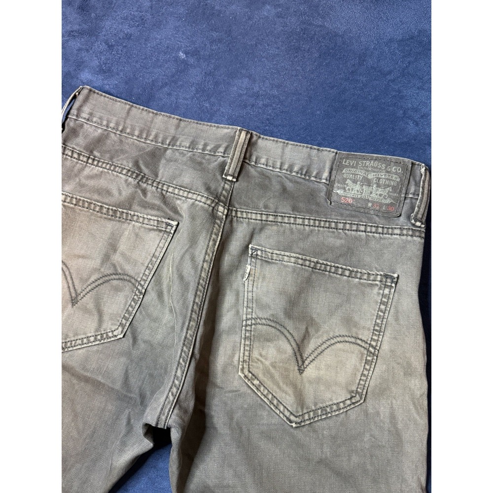 Levis 520 Jeans W31 L30 Tapered Fit Gray Stretch Mens Denim Zip Fly 80520-0002